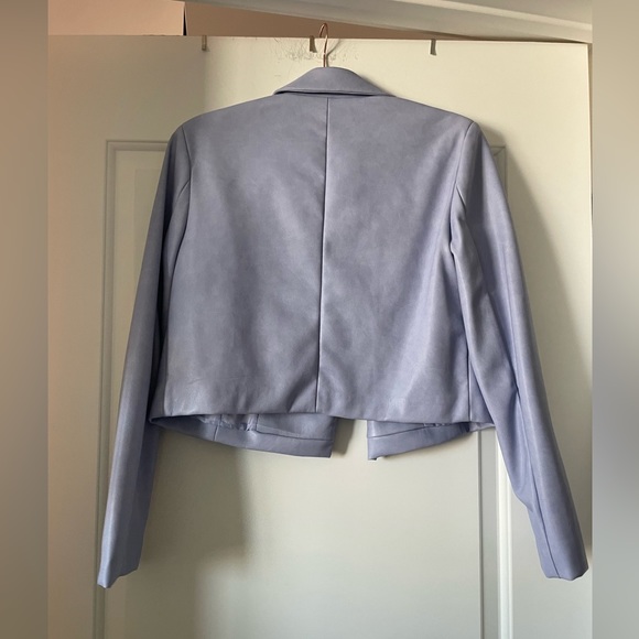 Available 12/1

$ firm 7 for all mankind Faux Leather Jacket - Picture 3 of 8